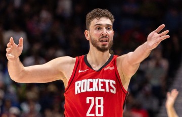 博鱼体育-火箭胜太阳4利好！申京主导逆转，阿门六边形战士，霍乐迪展价值|阿尔佩伦-申京|菲尼克斯太阳队|休斯敦火箭队|NBA常规赛|nba_新浪体育_新浪新闻