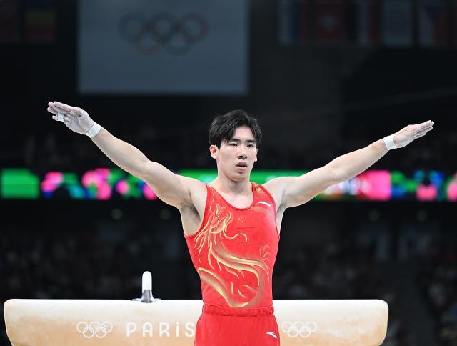 1722875541007061529.jpg 巴黎奥运会丨体操——男子个人全能决赛赛况XxjpseC007601_20240801_MVPFN0A001.jpg